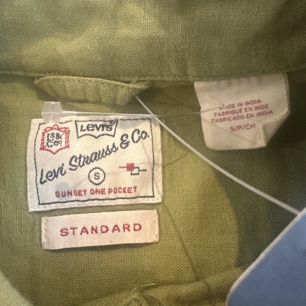 Levi's Linen Blend SS Lightweight Shirt Pocket Green Small Travel‎ Beach NEW